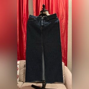 Gap maxi denim skirt size 8
